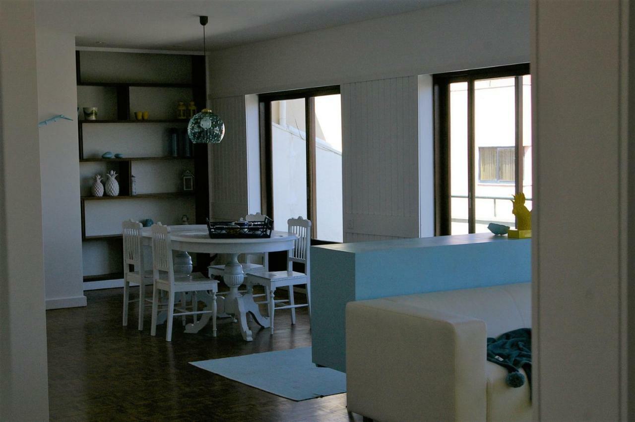 Blue Apartment Parede Beach House Exterior photo